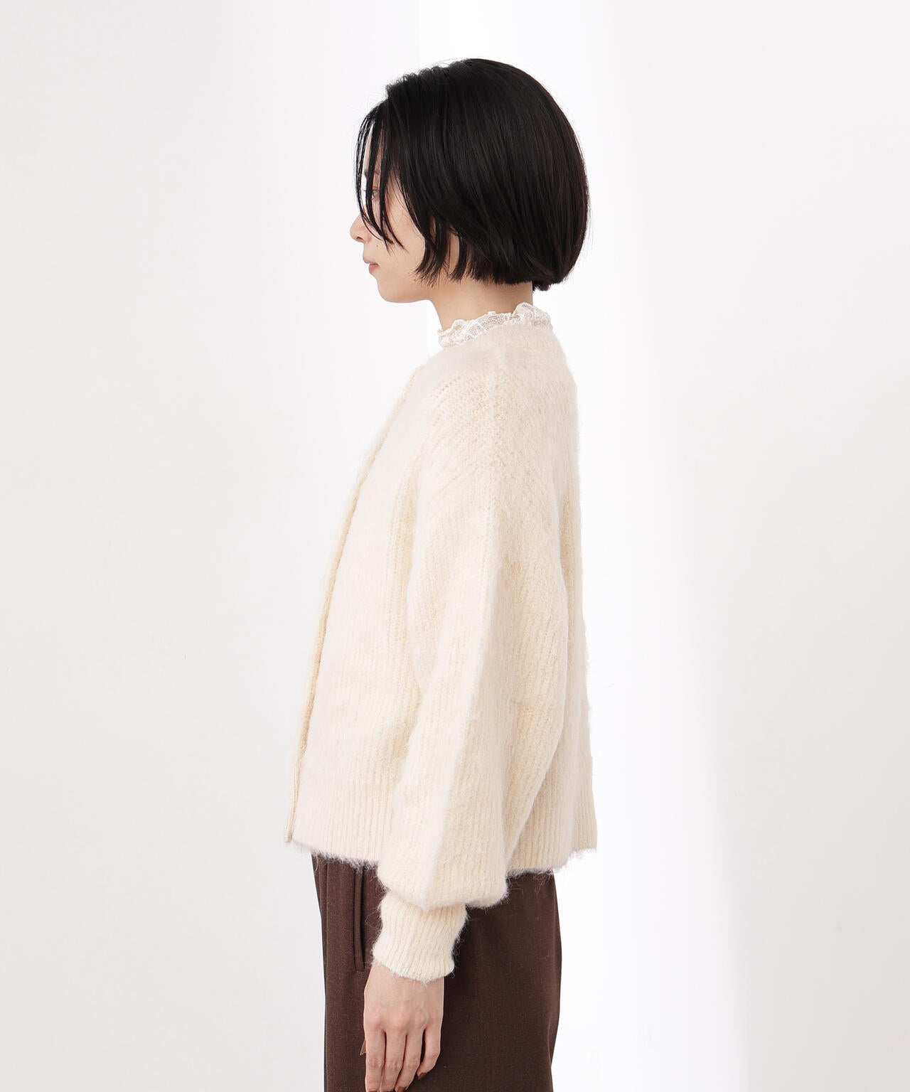 【岸本セシルさん着用】クルーネックフェザーカーディガン