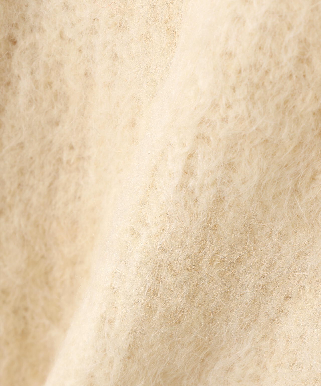 【岸本セシルさん着用】クルーネックフェザーカーディガン