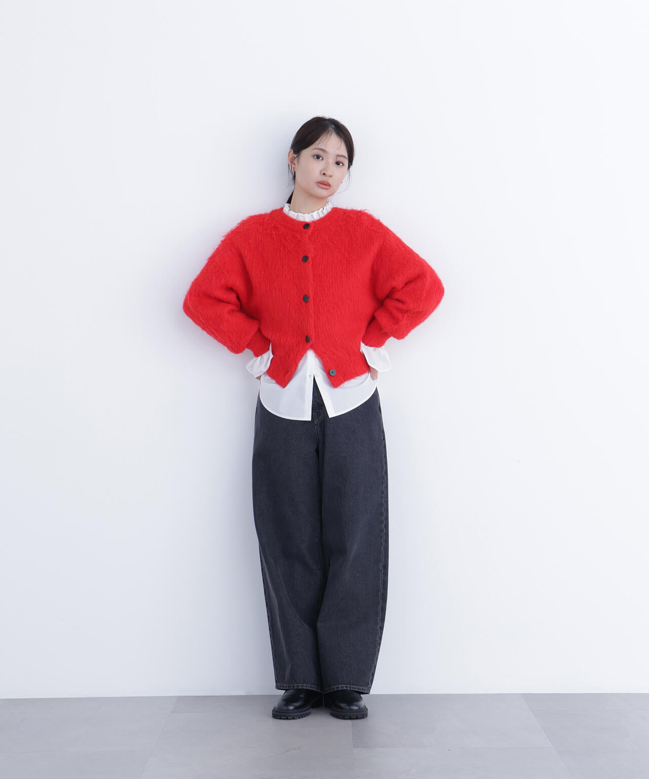 【岸本セシルさん着用】クルーネックフェザーカーディガン