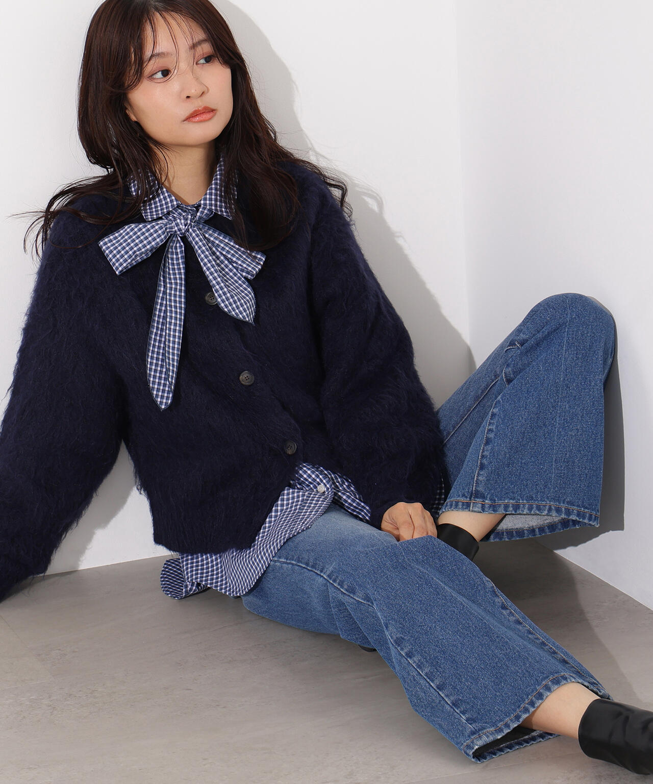 【岸本セシルさん着用】クルーネックフェザーカーディガン