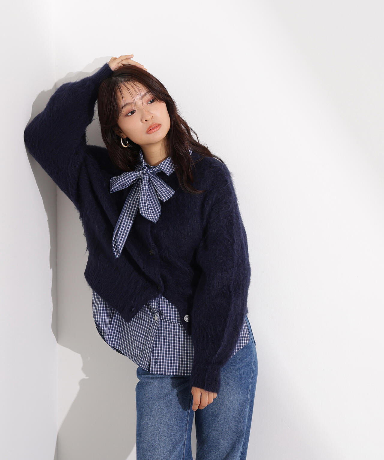 【岸本セシルさん着用】クルーネックフェザーカーディガン