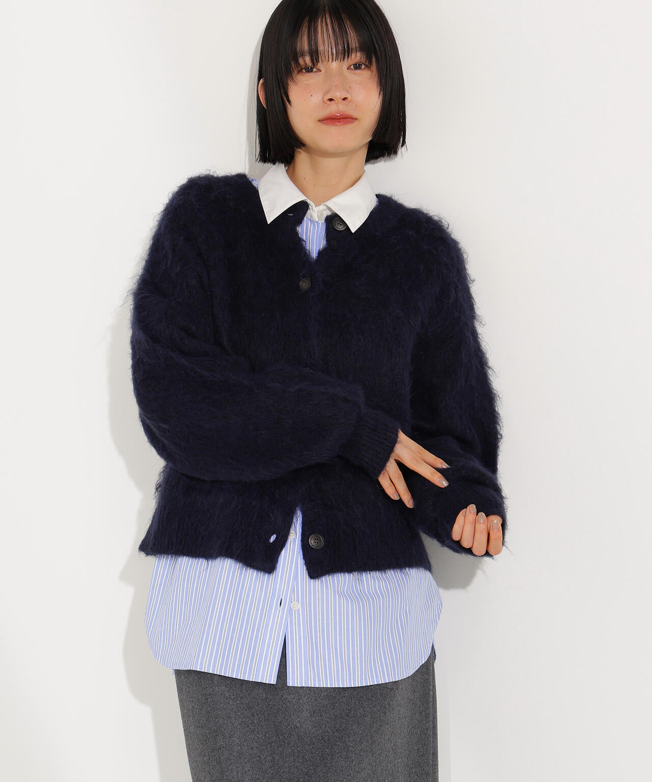 【岸本セシルさん着用】クルーネックフェザーカーディガン