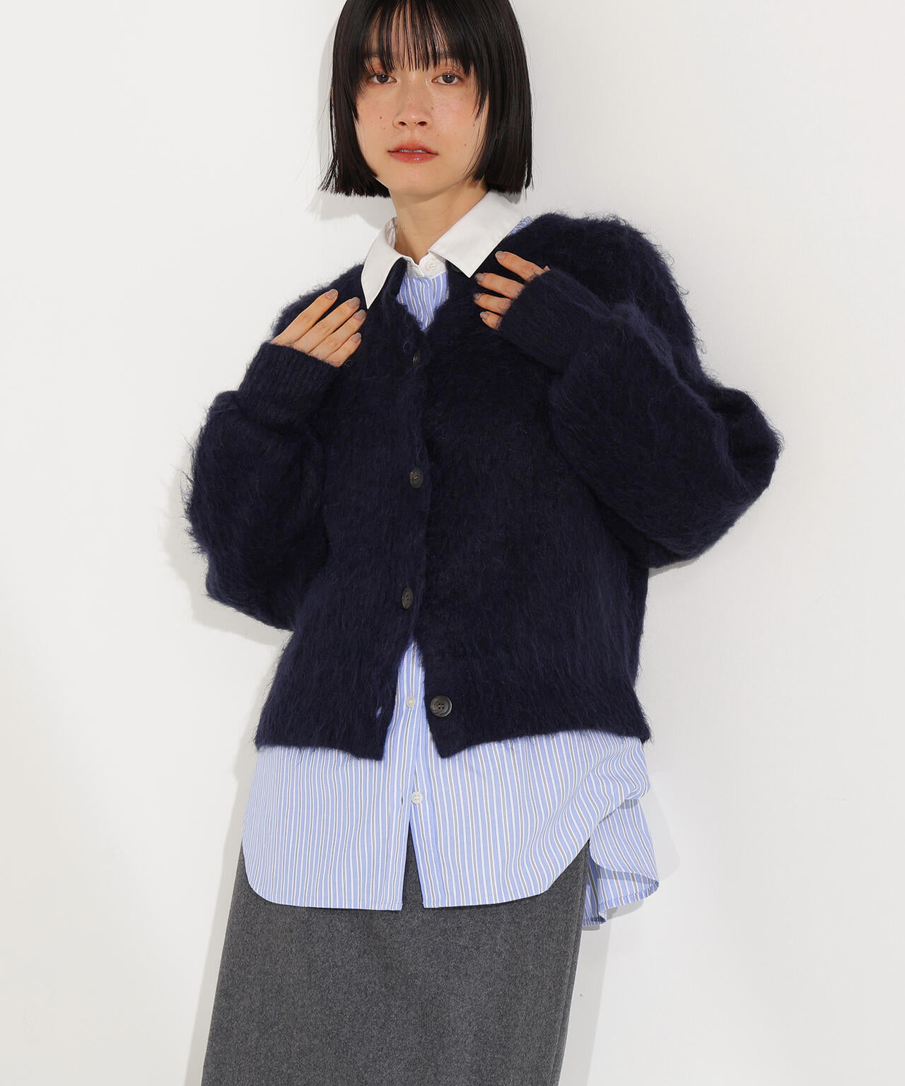 【岸本セシルさん着用】クルーネックフェザーカーディガン