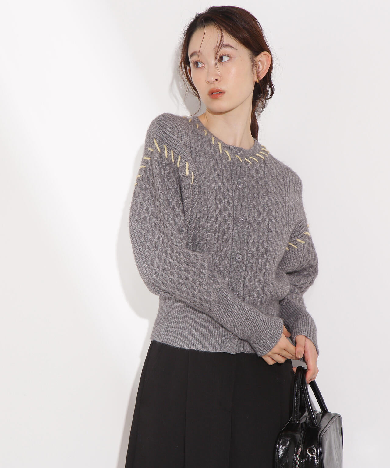 【岸本セシルさん着用】ケーブルステッチカーディガン