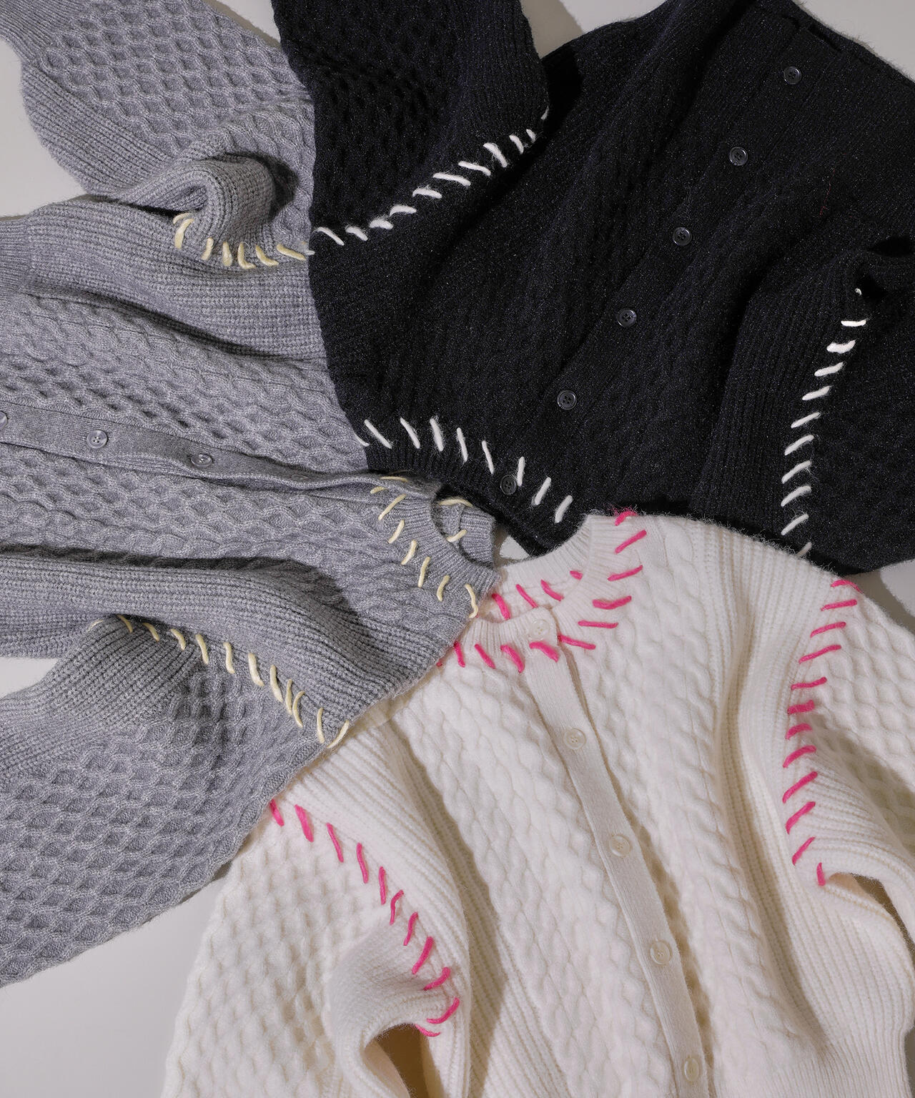 【岸本セシルさん着用】ケーブルステッチカーディガン