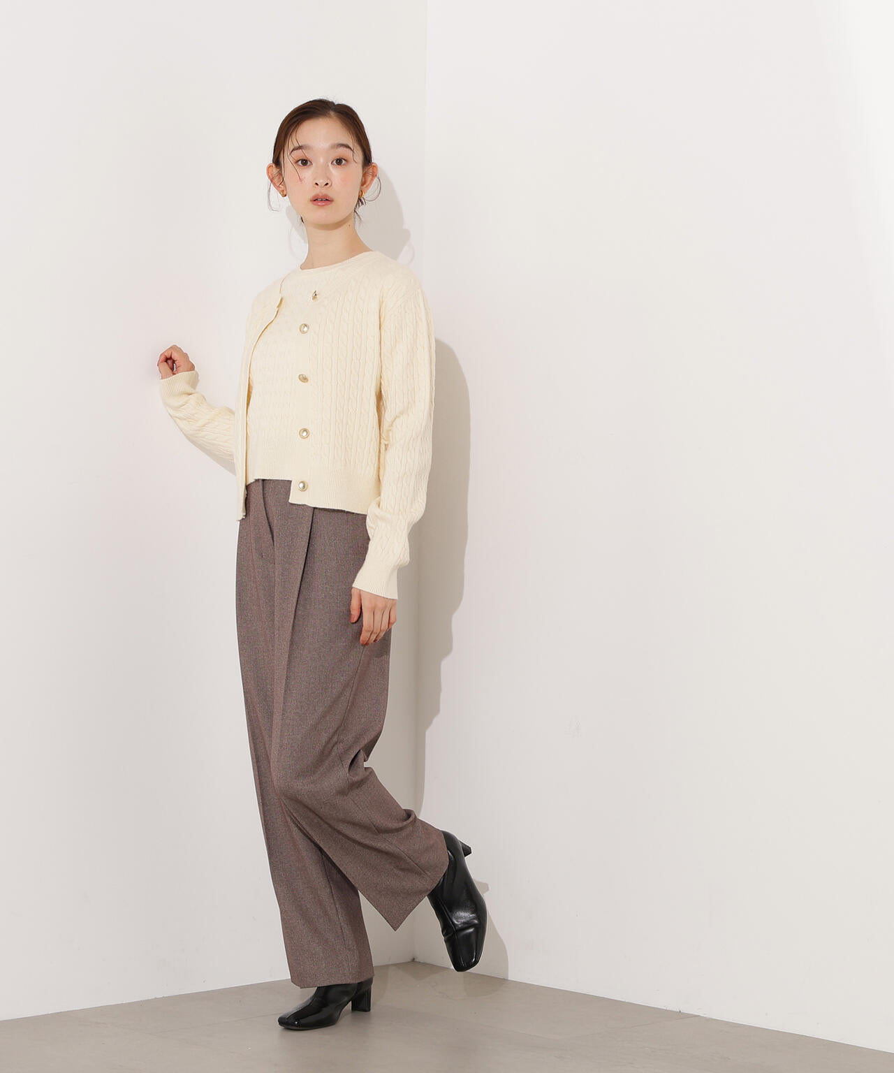 【小室安未さん着用】メタルボタンケーブルアンサンブル