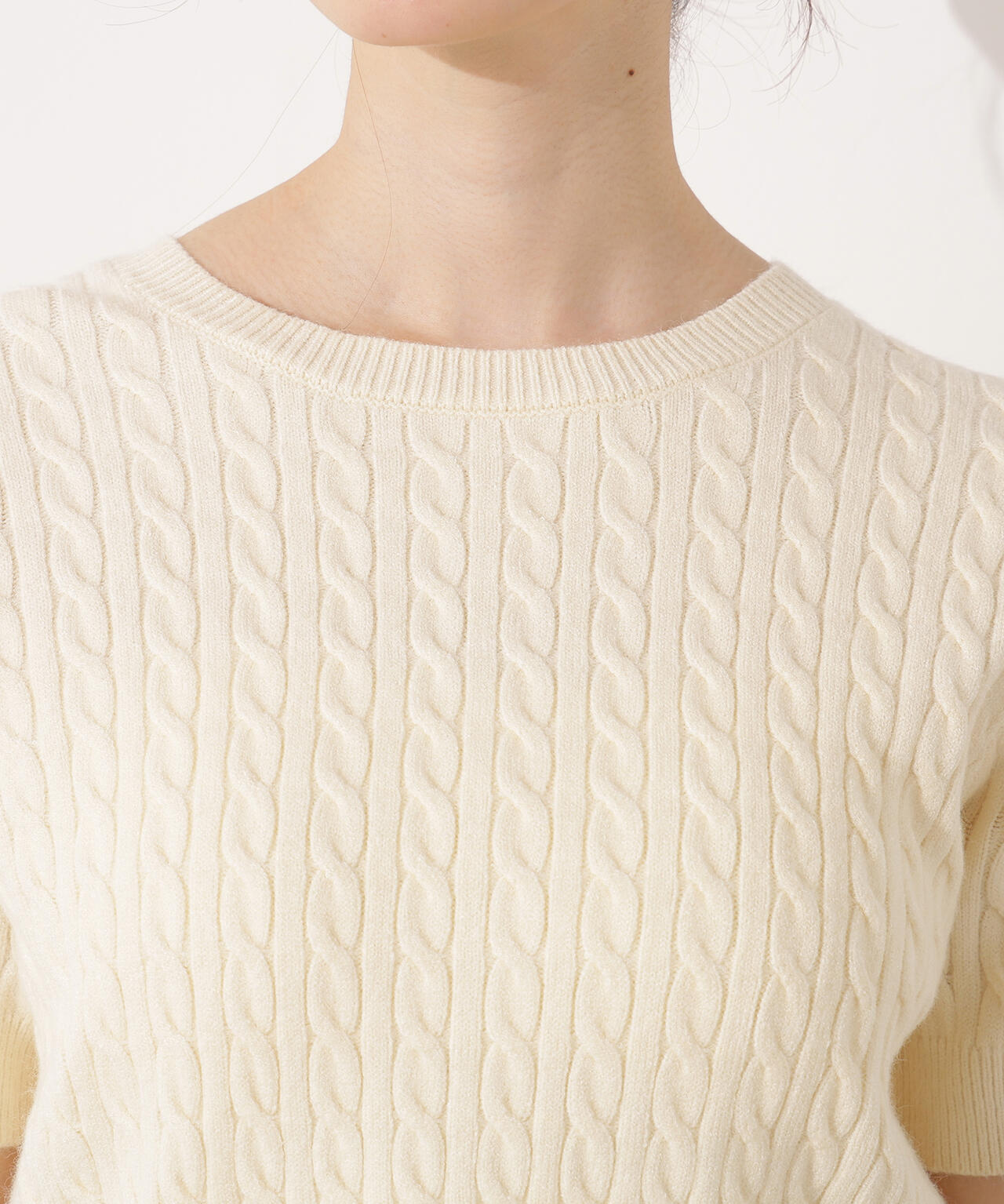 【小室安未さん着用】メタルボタンケーブルアンサンブル