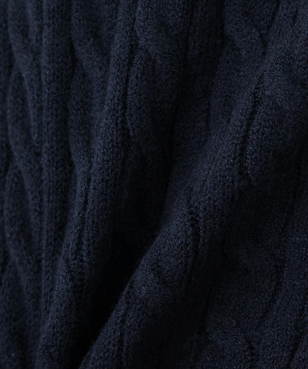 【小室安未さん着用】メタルボタンケーブルアンサンブル