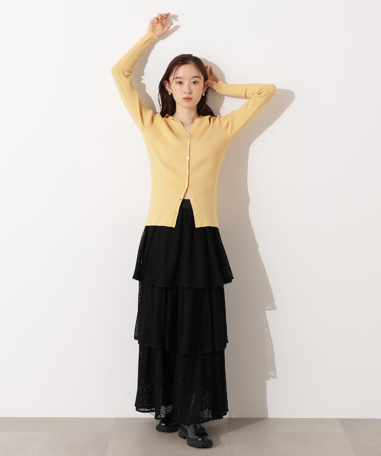 Vネックリブカーディガン