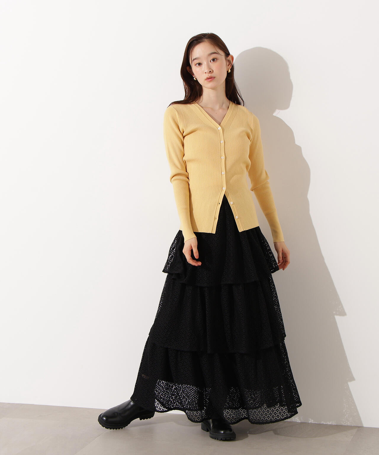 Vネックリブカーディガン