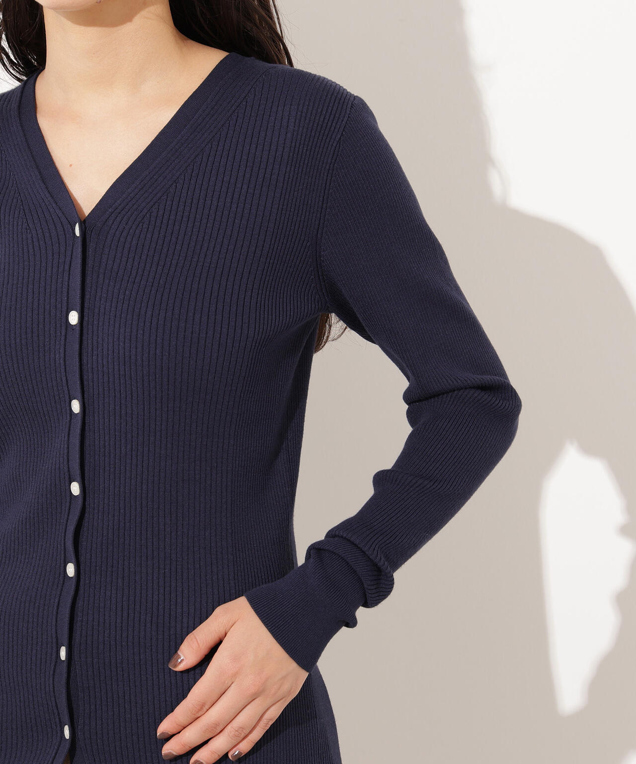 Vネックリブカーディガン