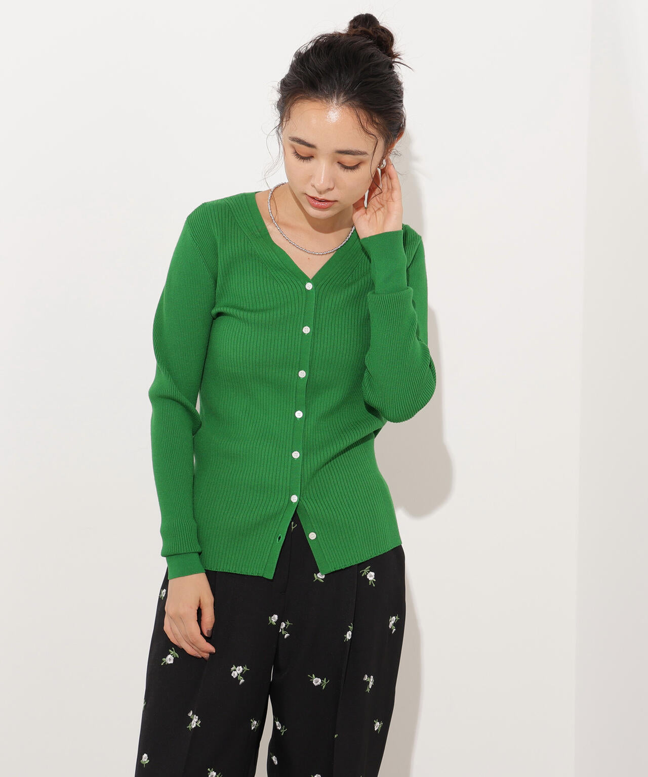 Vネックリブカーディガン