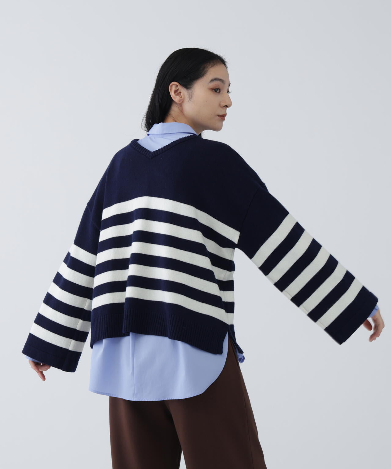 【ユーティリティー】洗えるウール混前後2WAYボクシーニット