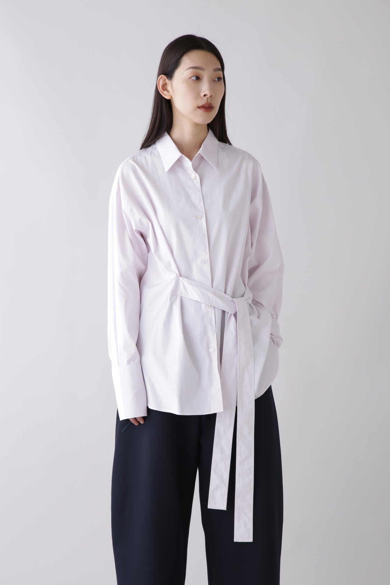STUDIO NICHOLSON / WSHD ORGANIC COTTON TIE WAISTED SHIRT