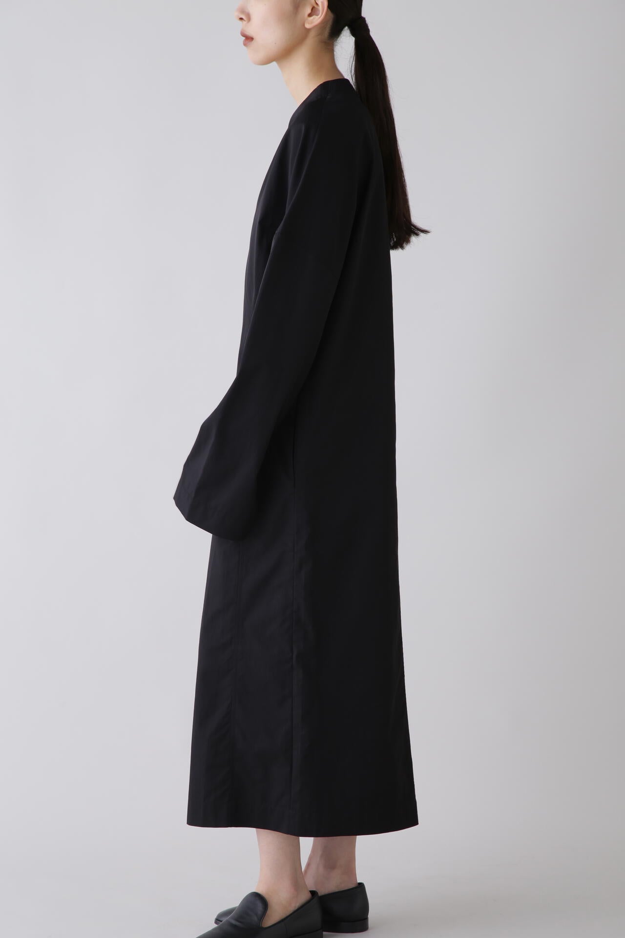STUDIO NICHOLSON / ORG COTTON VISCOSE DROPPED SHOULDER DRESS