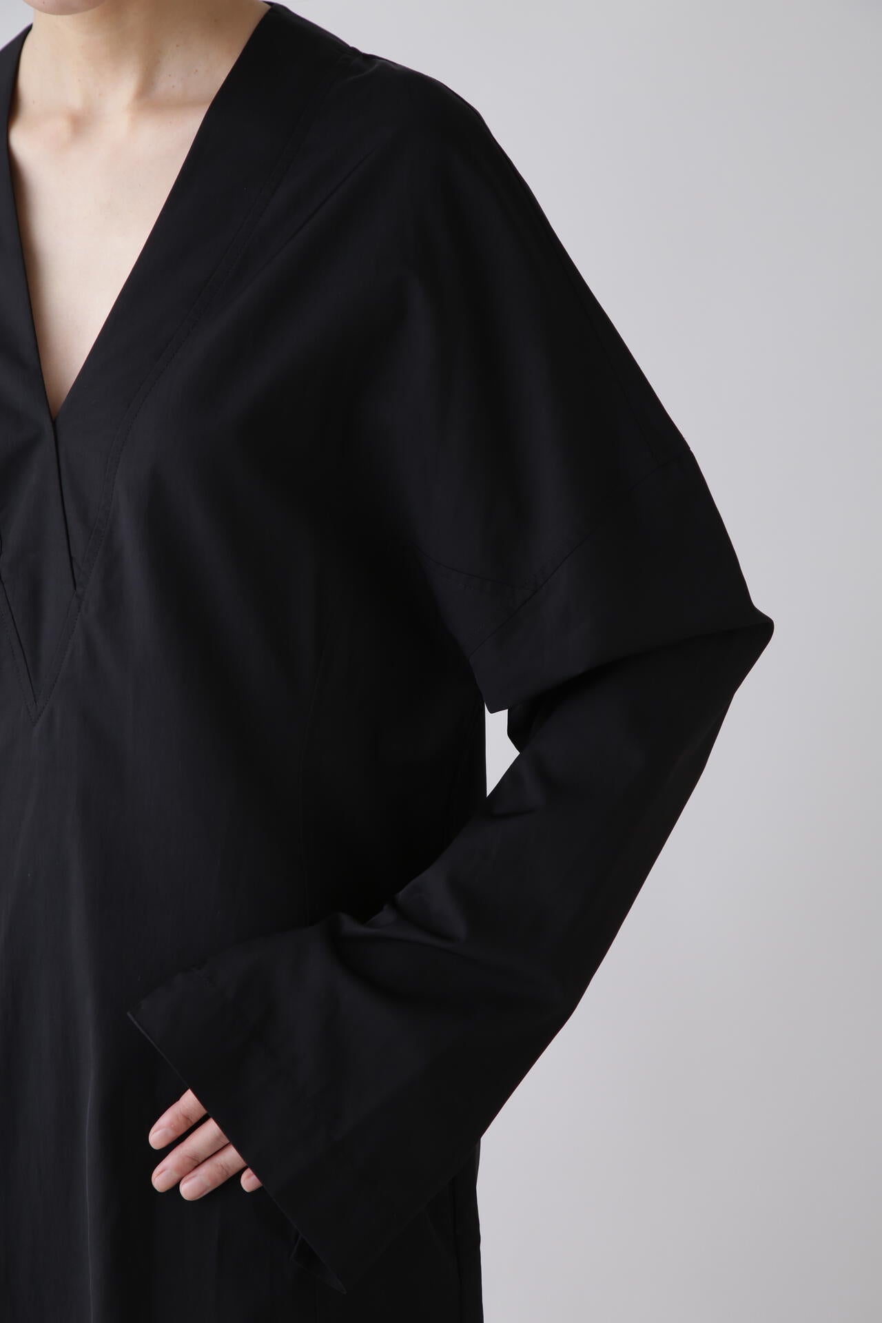 STUDIO NICHOLSON / ORG COTTON VISCOSE DROPPED SHOULDER DRESS