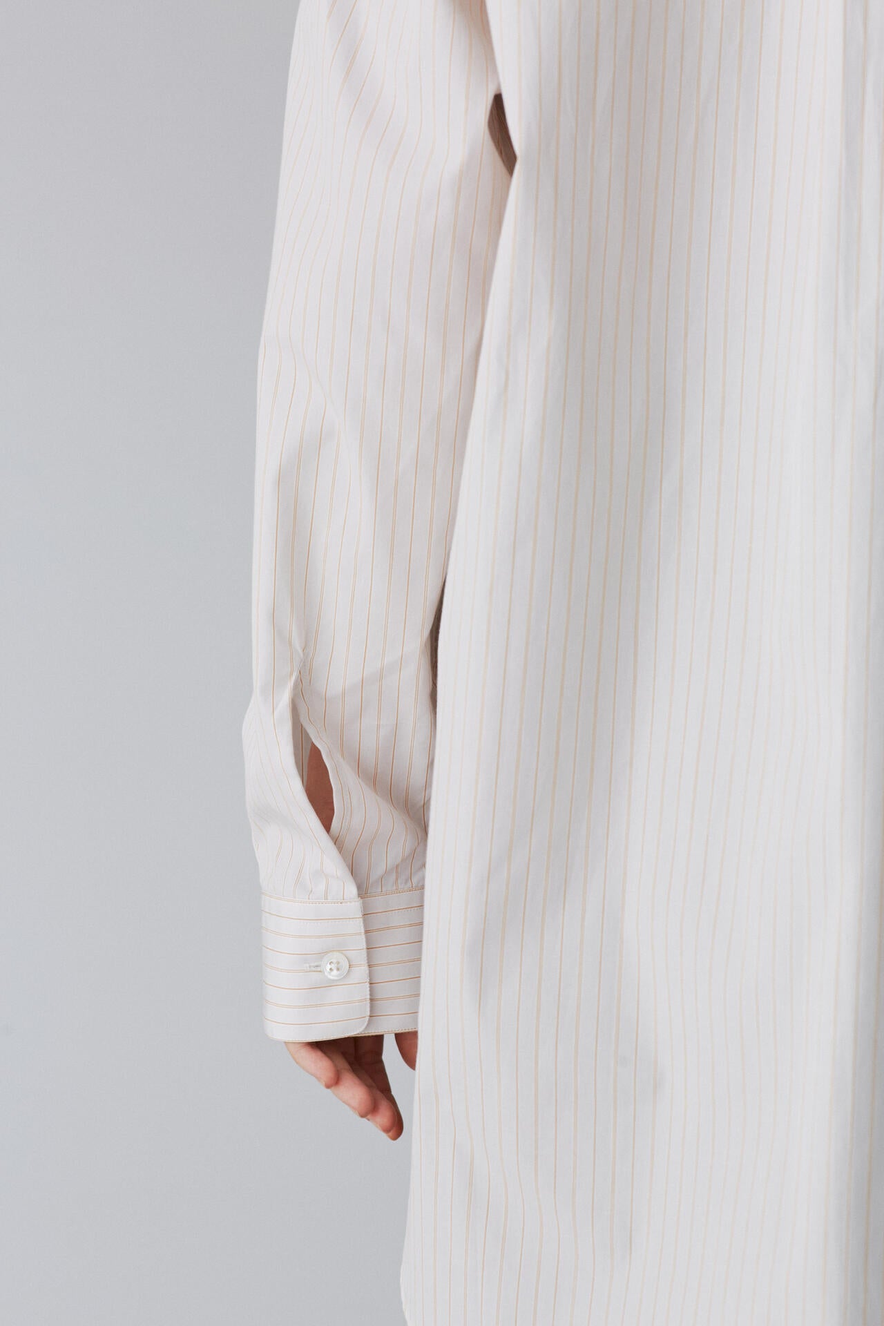 Cristaseya / HANDMADE MAO SHIRT WITH FRINGED COLLAR
