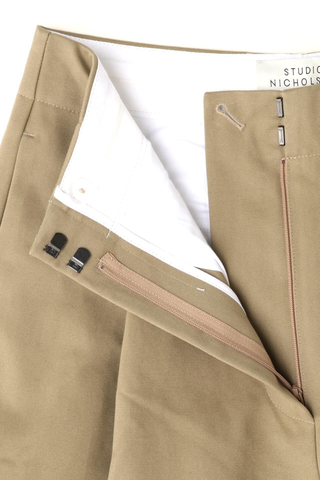 e7c5802e-dbd6-595e-b372-7eeed224f787_Image