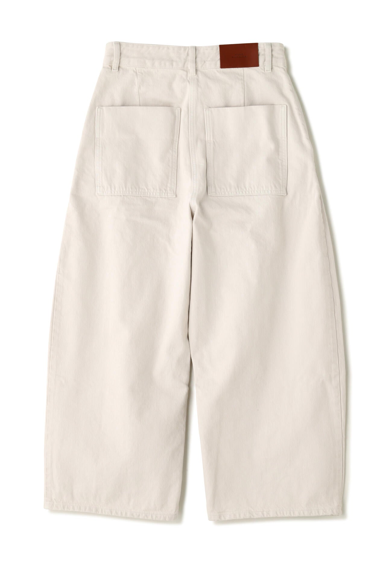 bbc36aa3-117b-5661-8fee-98a6832f8fd9_Image