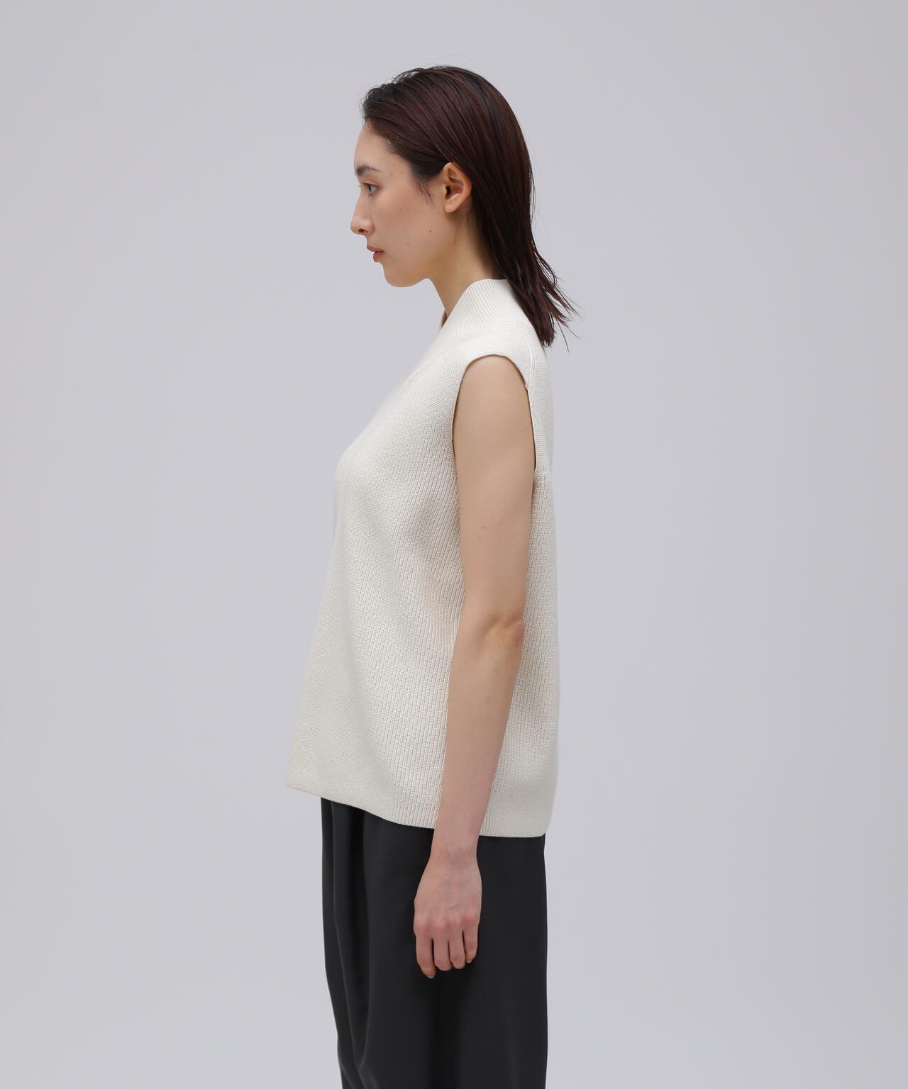 STUDIO NICHOLSON / DRY COTTON RIB 7G VEST