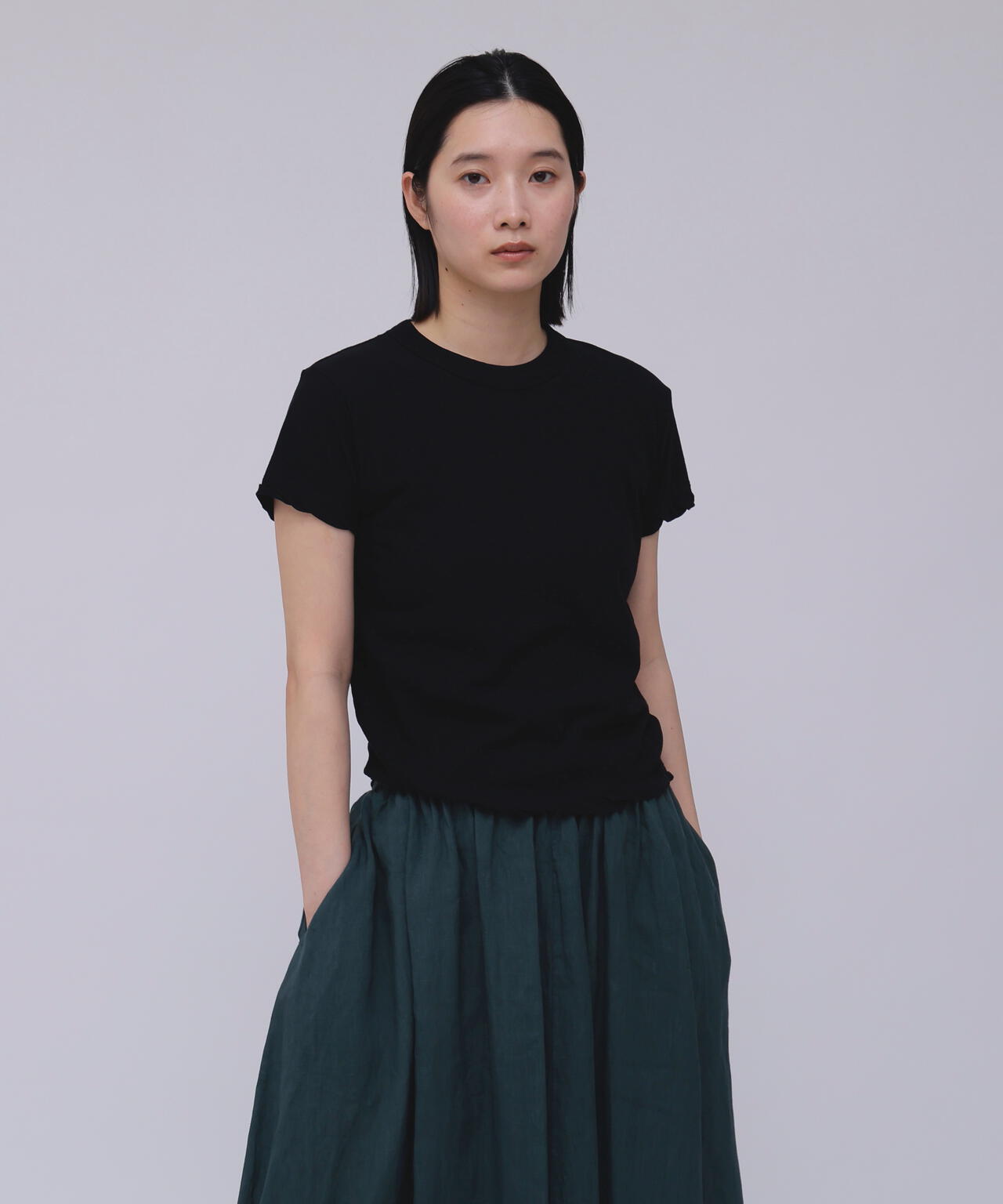 ATON / FRESCA SINGLE JERSEY TIGHT FIT T-SHIRT