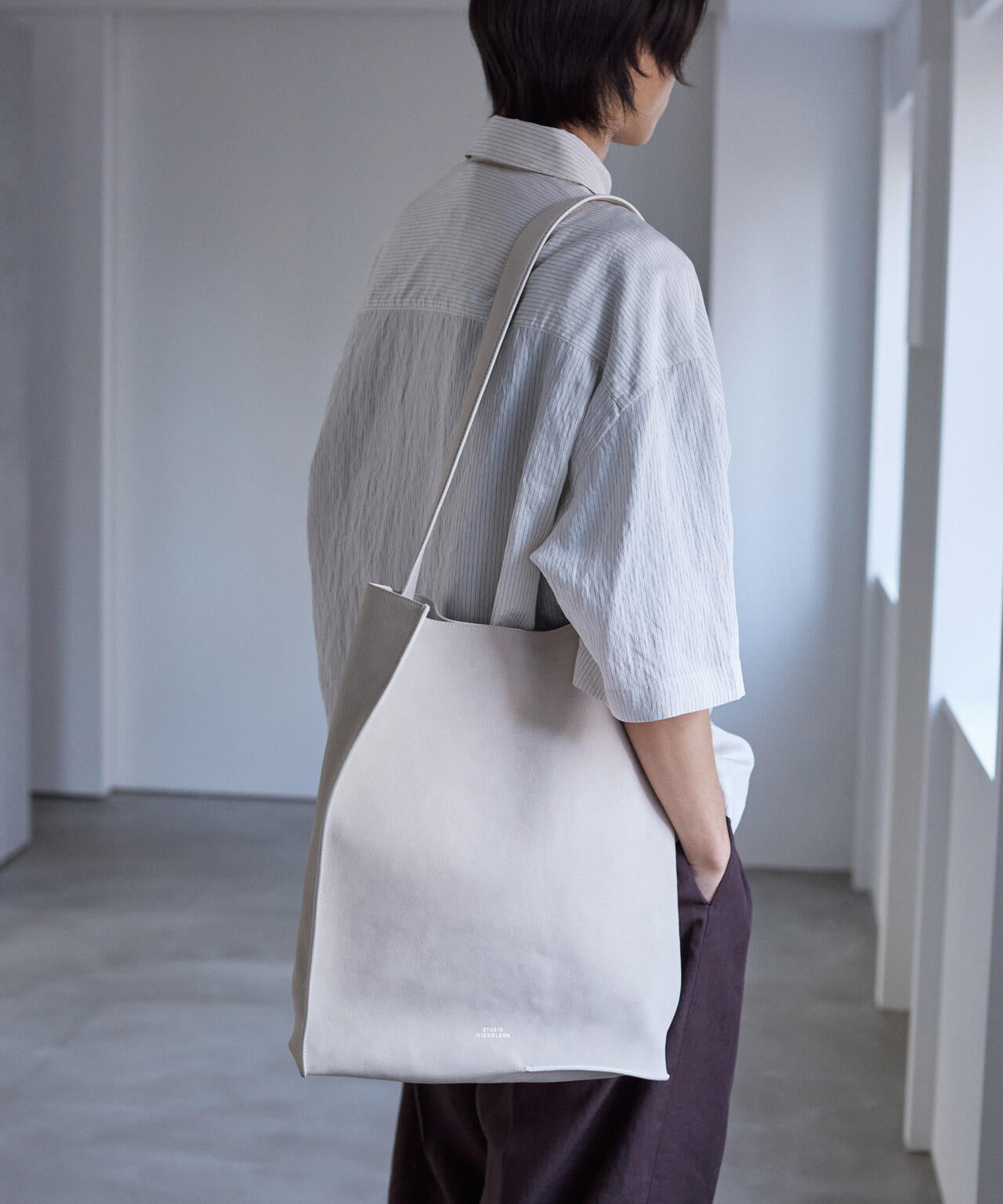STUDIO NICHOLSON / VESUVIO SUEDE NS TOTE