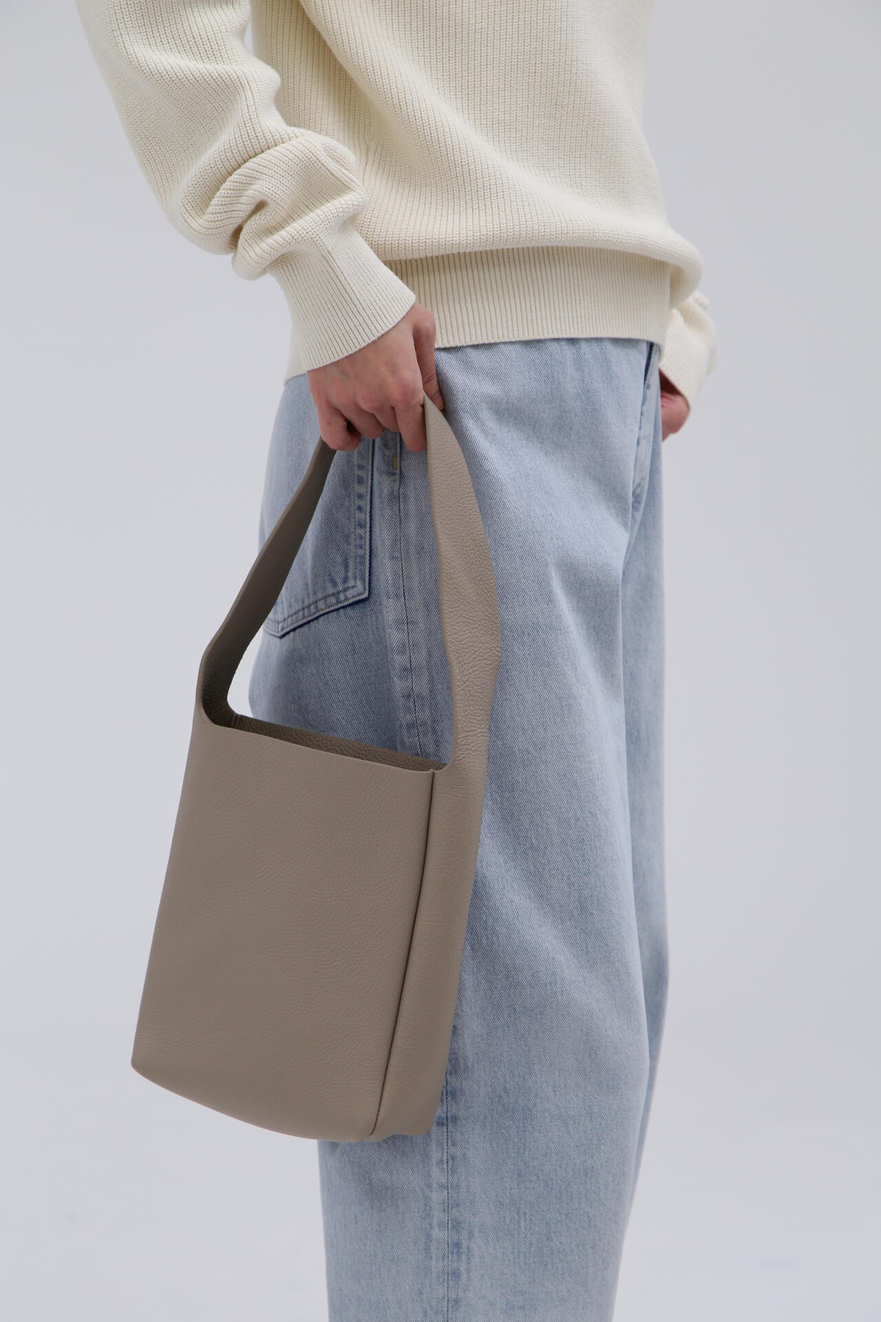 06a44e40-9947-5608-9b6a-c4ecde325ba8_Image