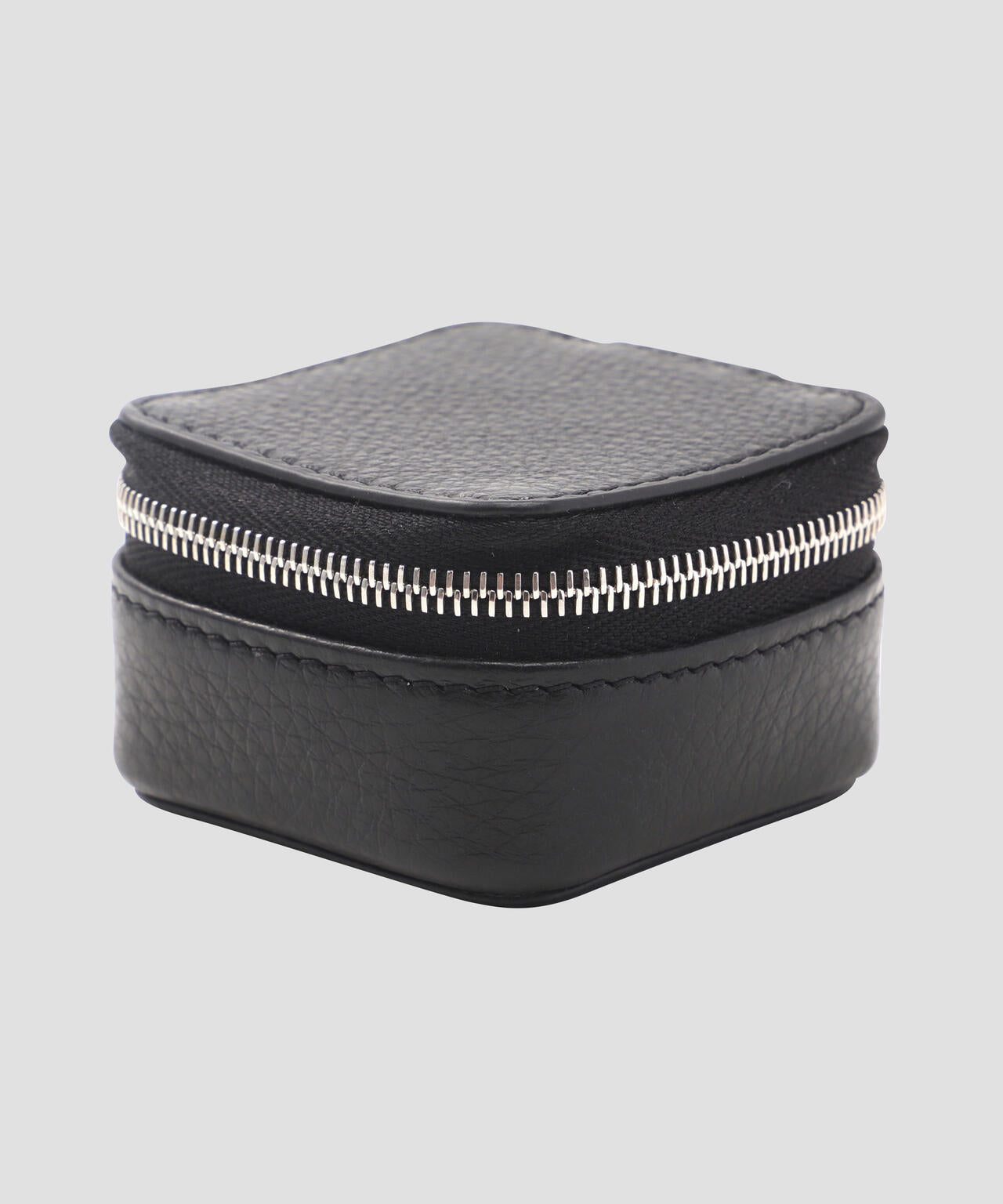 73ac113c-1eed-510e-9e57-3f1d0dae337f_Image