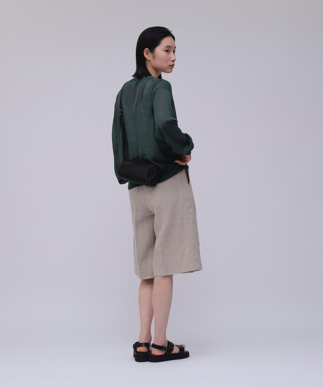 Aeta / CYLINDER SHOULDER