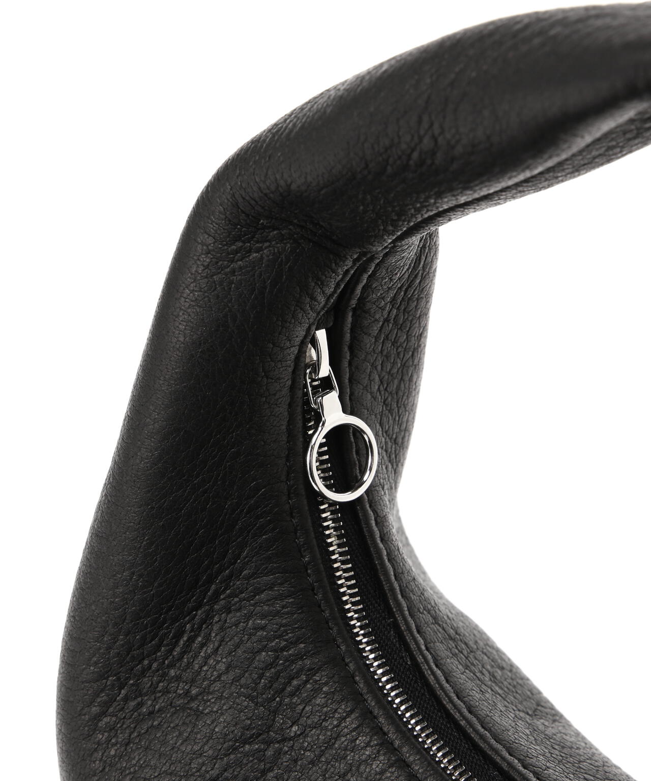 Aeta / ROUND ONE SHOULDER : M