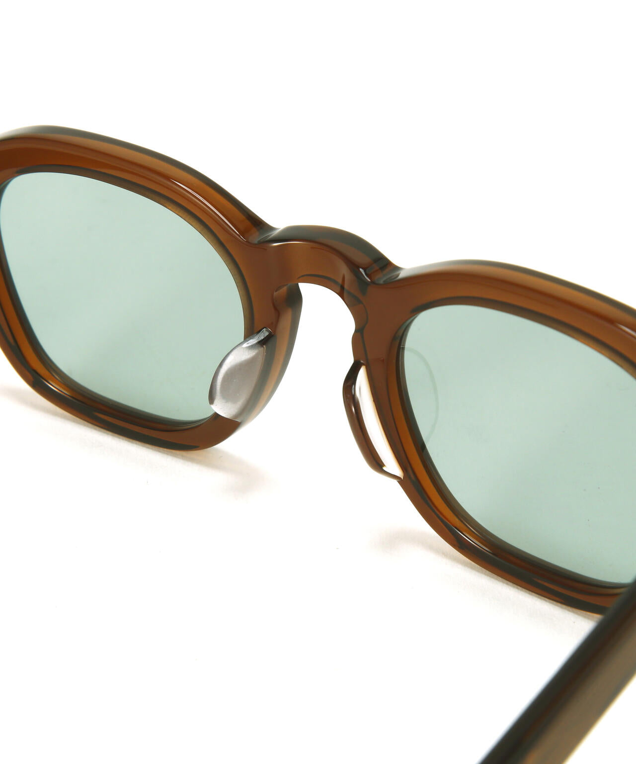 BLANC / BE008