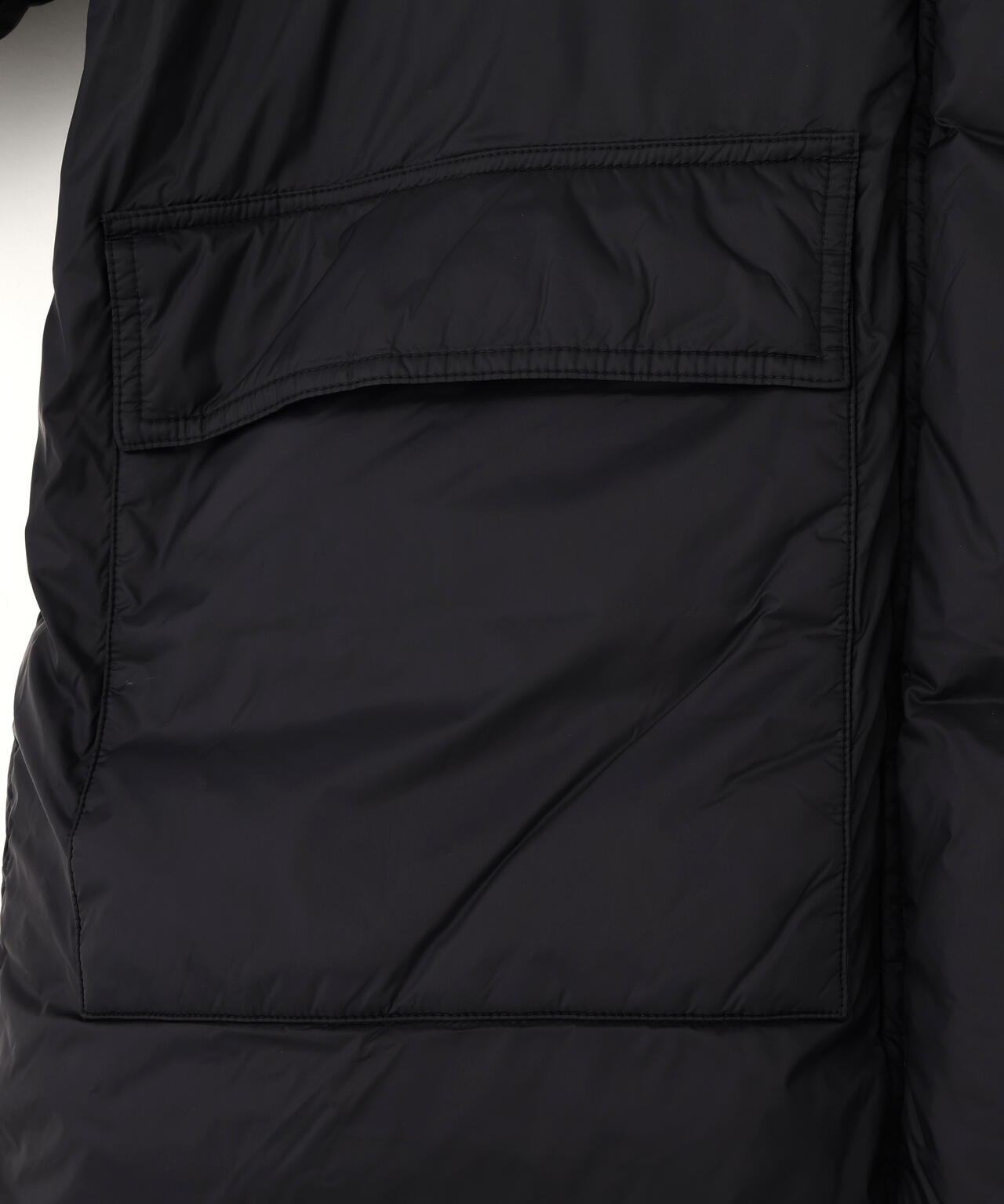 STUDIO NICHOLSON / WR FEATHERLIGHT NYLN PADDED COAT