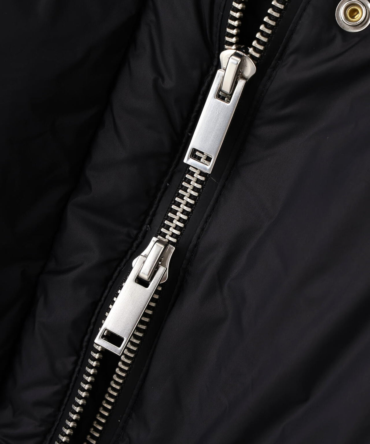 STUDIO NICHOLSON / WR FEATHERLIGHT NYLN PADDED COAT