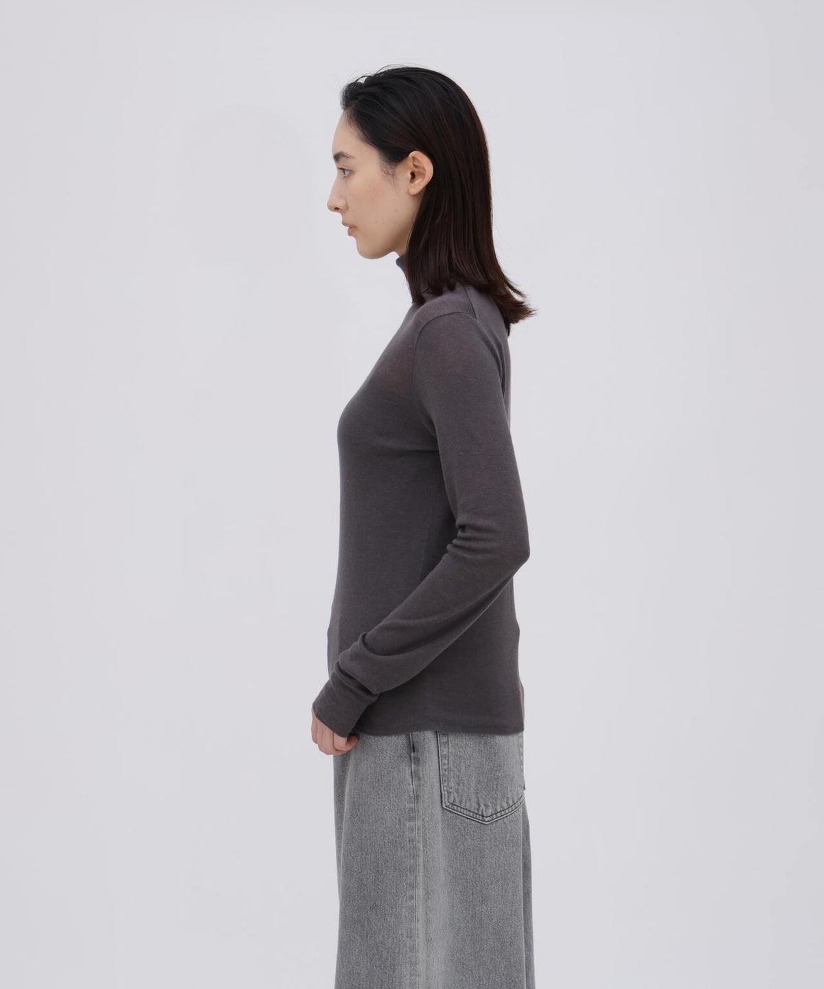 ATON / TENCEL SILK CIRCULER RIB TURTLENECK SWEATER