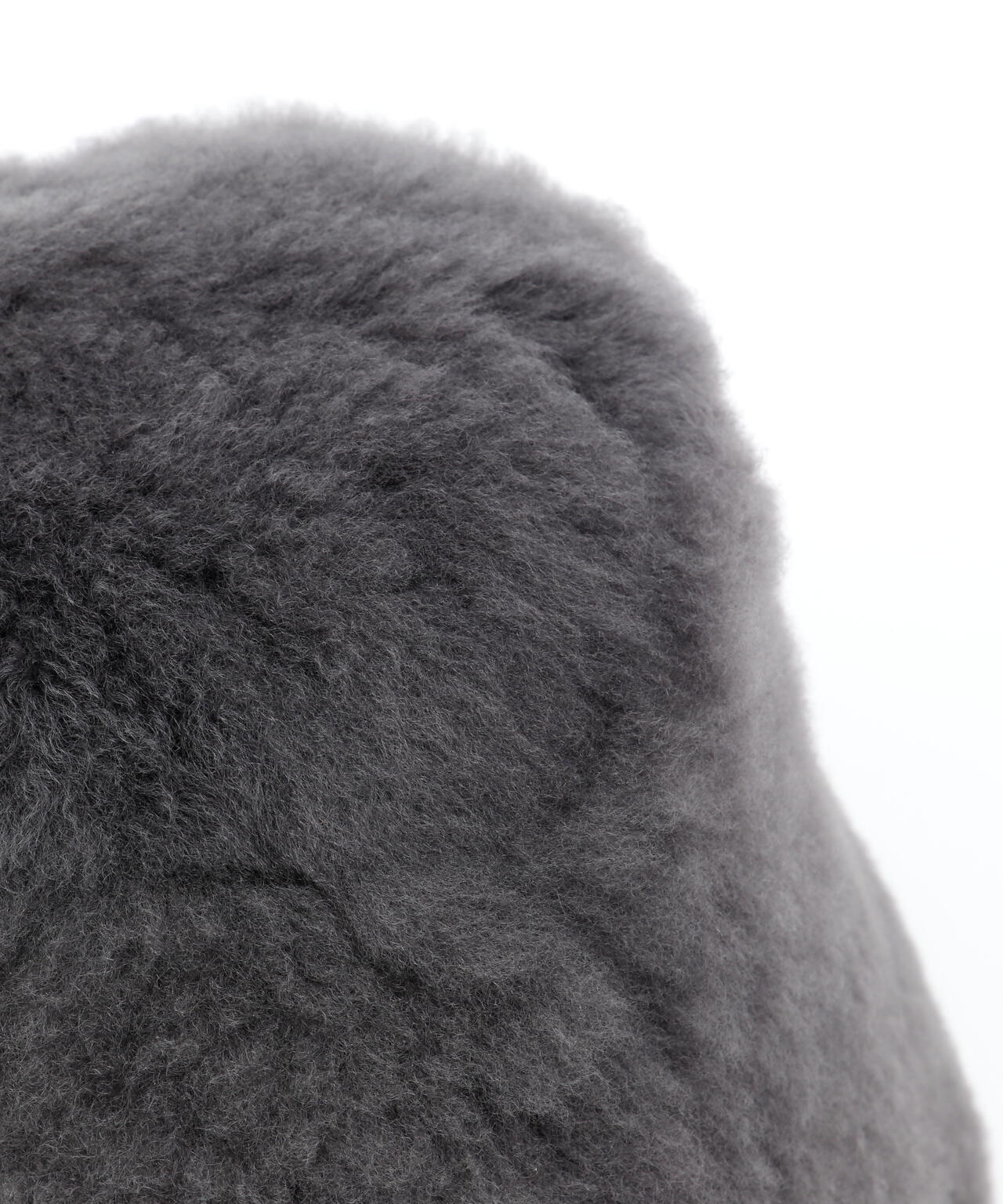 KARL DONOGHUE / CASHMERE TOUCH SHEARLING CLOCHE HAT