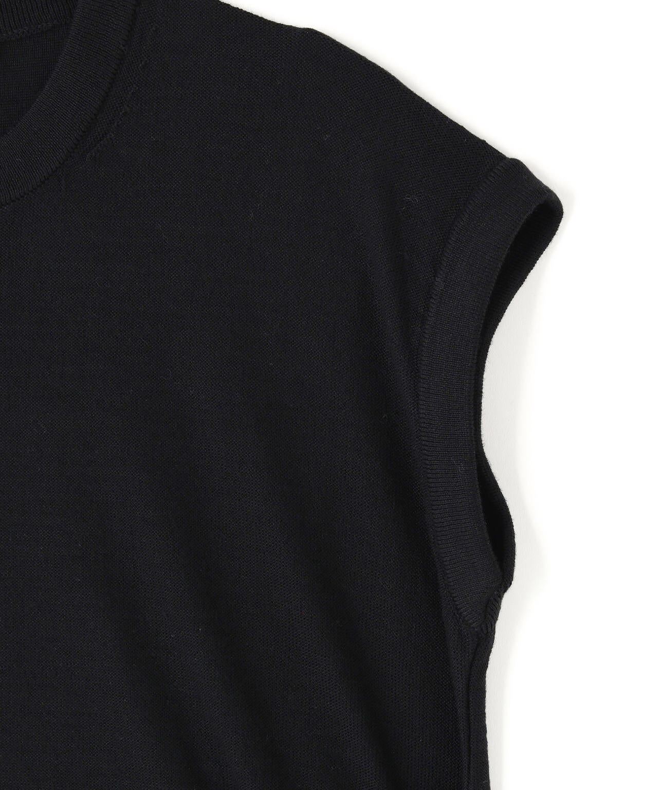 LEMAIRE / SLEEVELESS BUTTONED TOP
