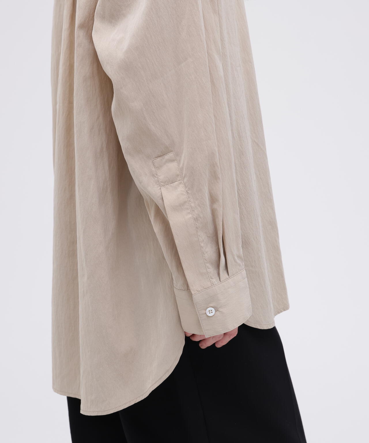 STUDIO NICHOLSON / POWDER HANDLE MODAL SHEER SHIRT