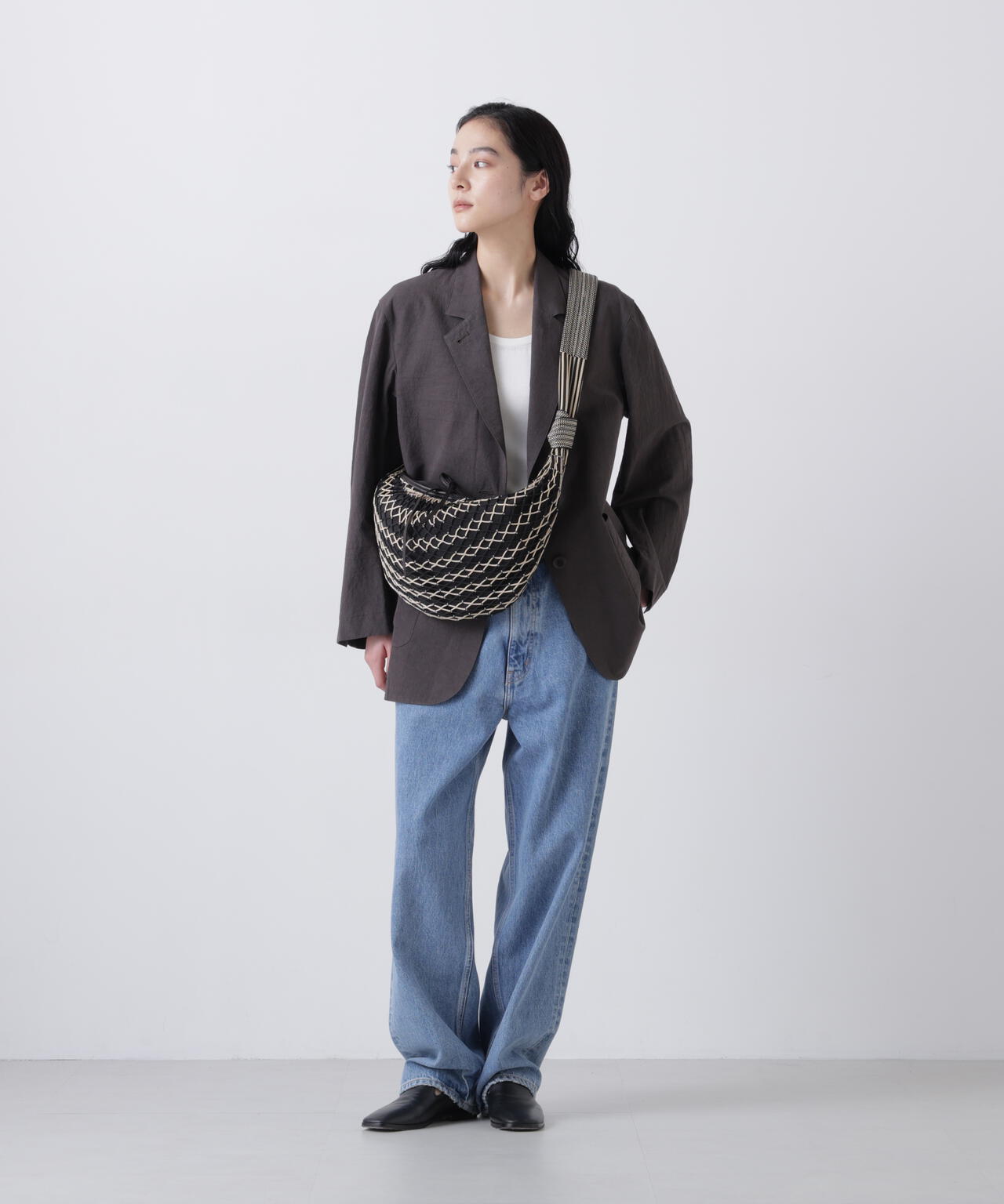 168cm B81cm W60cm H89cm 着用サイズ:F
