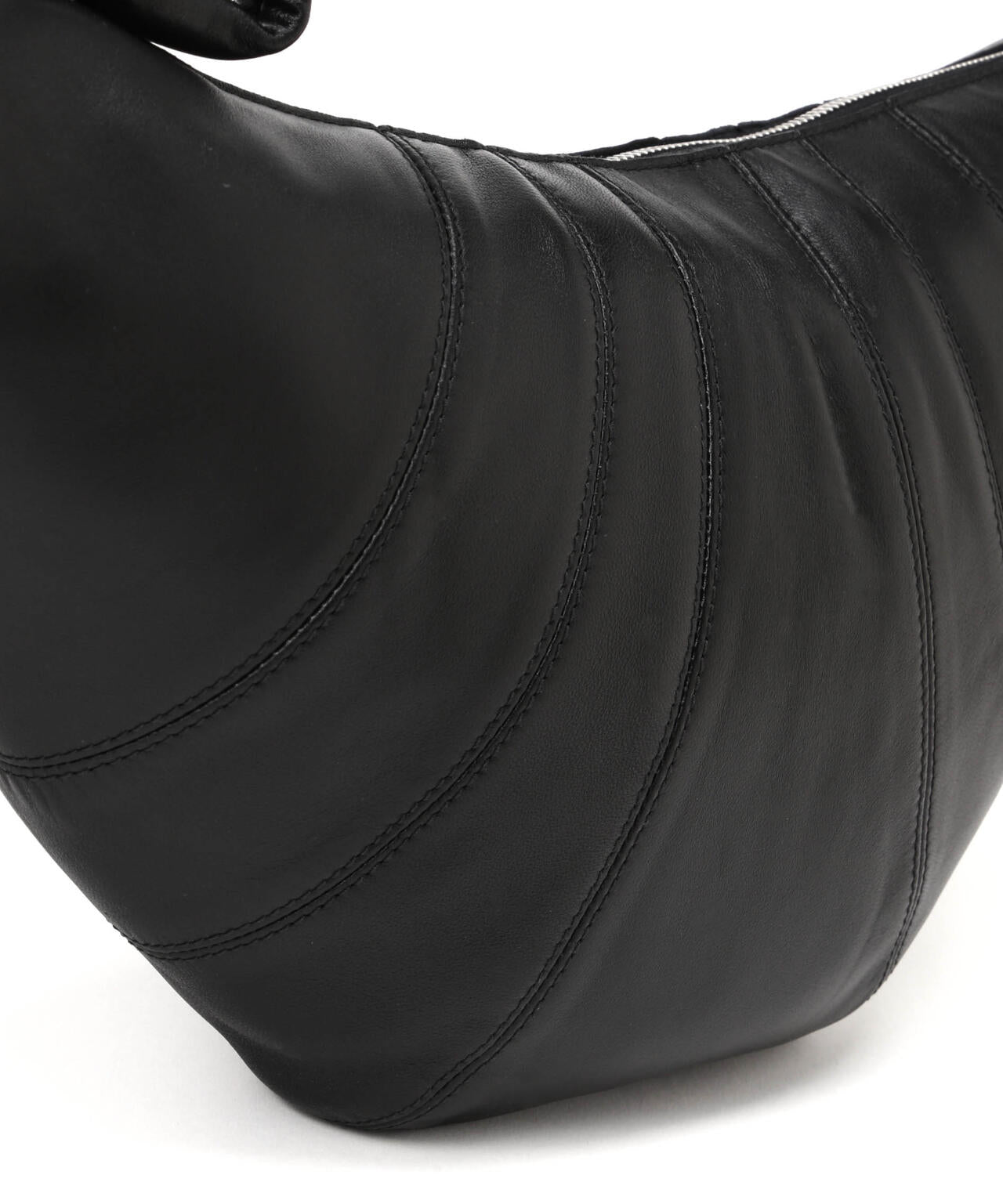 LEMAIRE / MEDIUM CROISSANT BAG