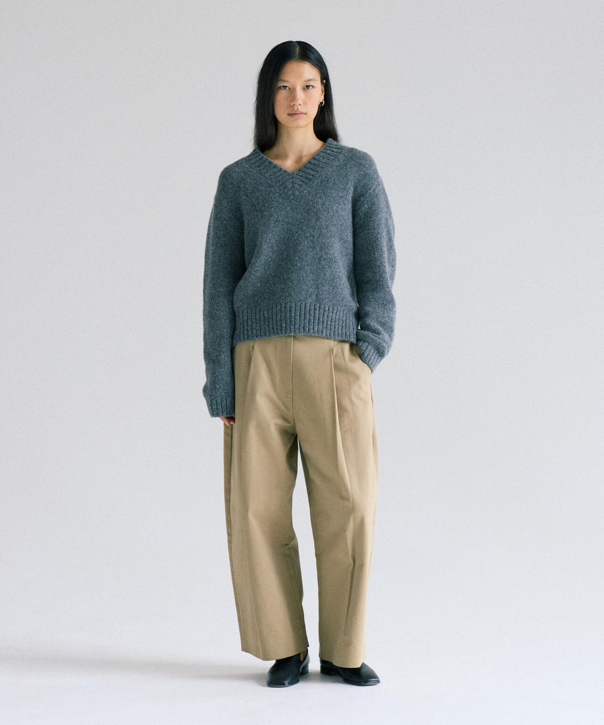 STUDIO NICHOLSON / PEACHED COTTON TWILL DEEP PLEAT VOLUME ANKLE CROP