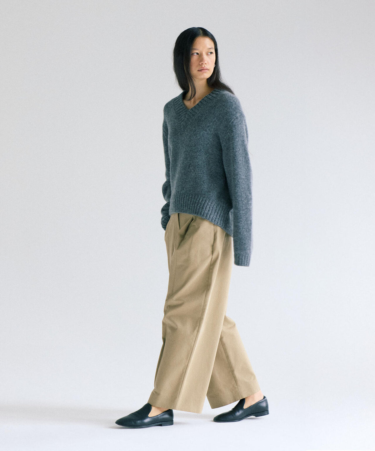 STUDIO NICHOLSON / PEACHED COTTON TWILL DEEP PLEAT VOLUME ANKLE CROP