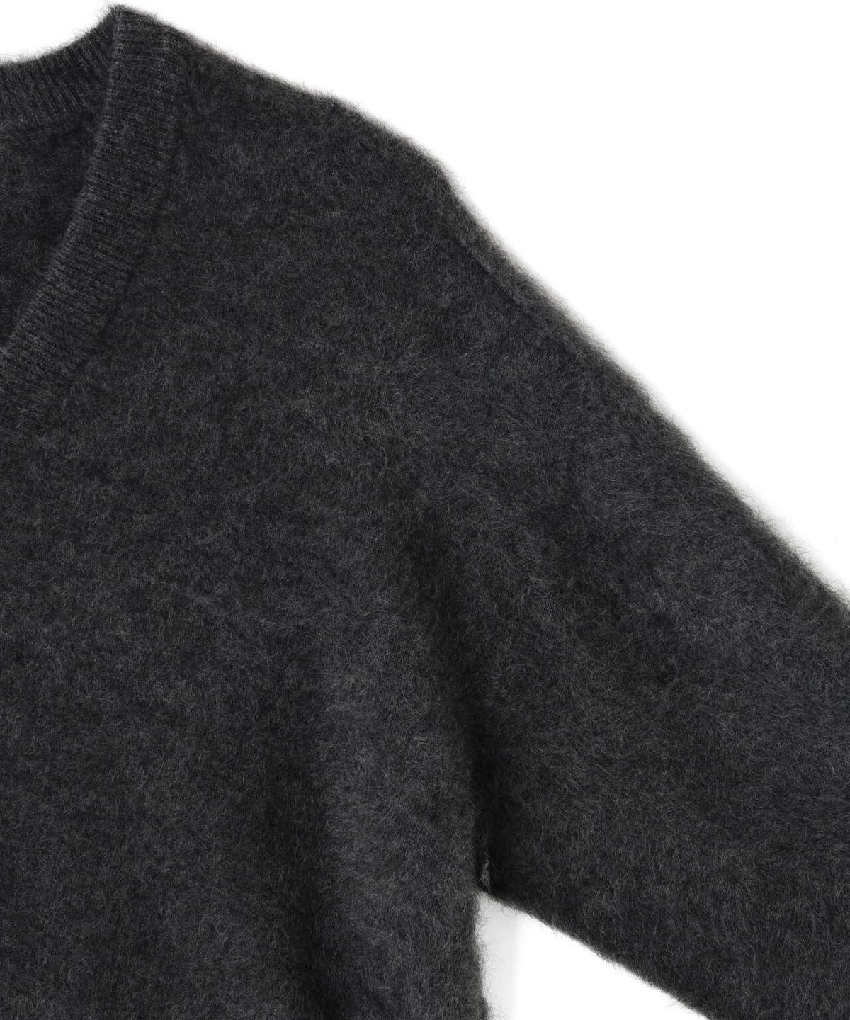 ATON / ROYAL CASHMERE FUR V NECK SWEATER