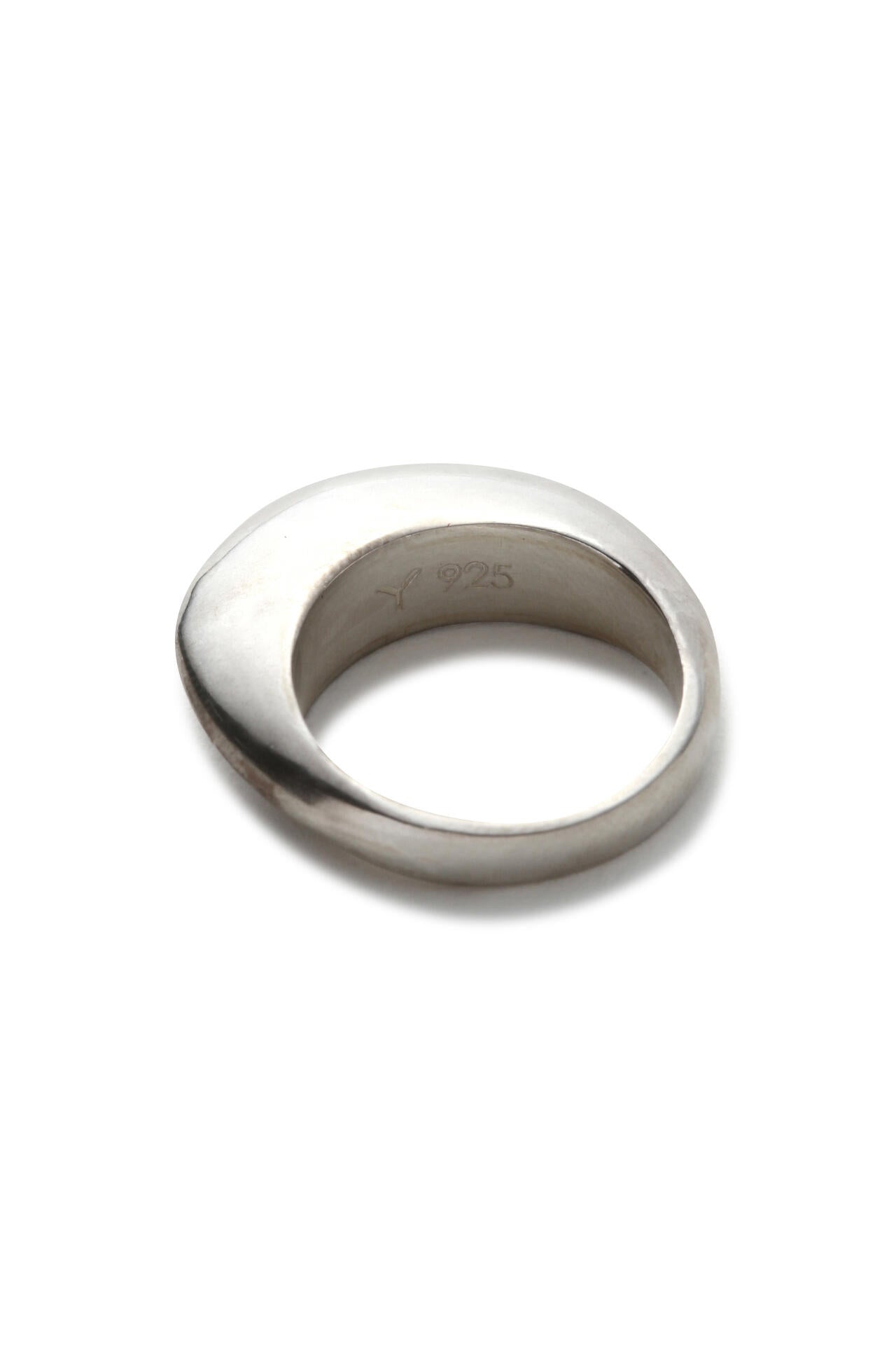YLEVE / TRIANGLE RING