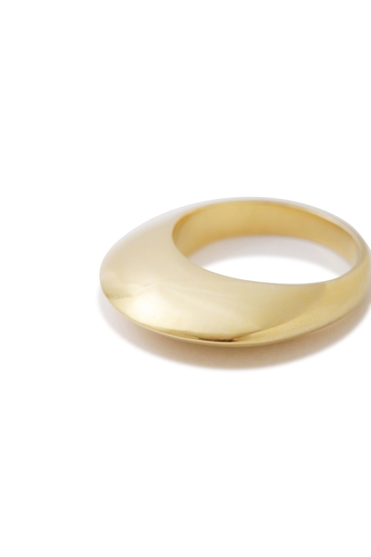 YLEVE / TRIANGLE RING