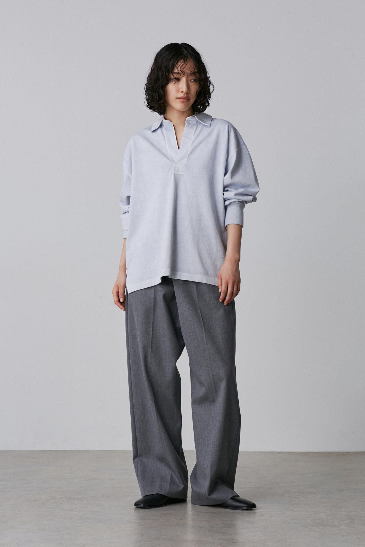 YLEVE / WOOL SURGE TROUSERS