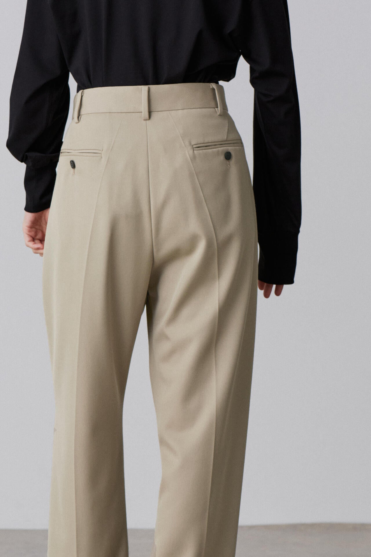 YLEVE / WOOL SURGE TROUSERS