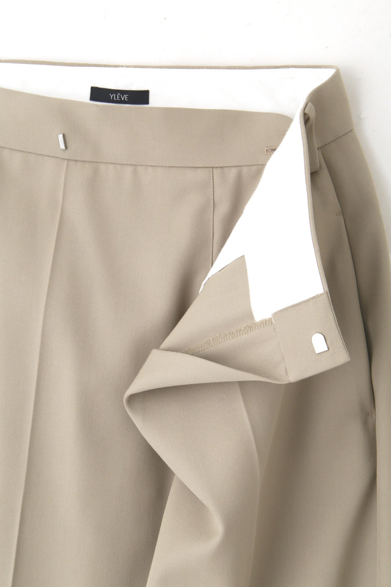YLEVE / WOOL SURGE TROUSERS