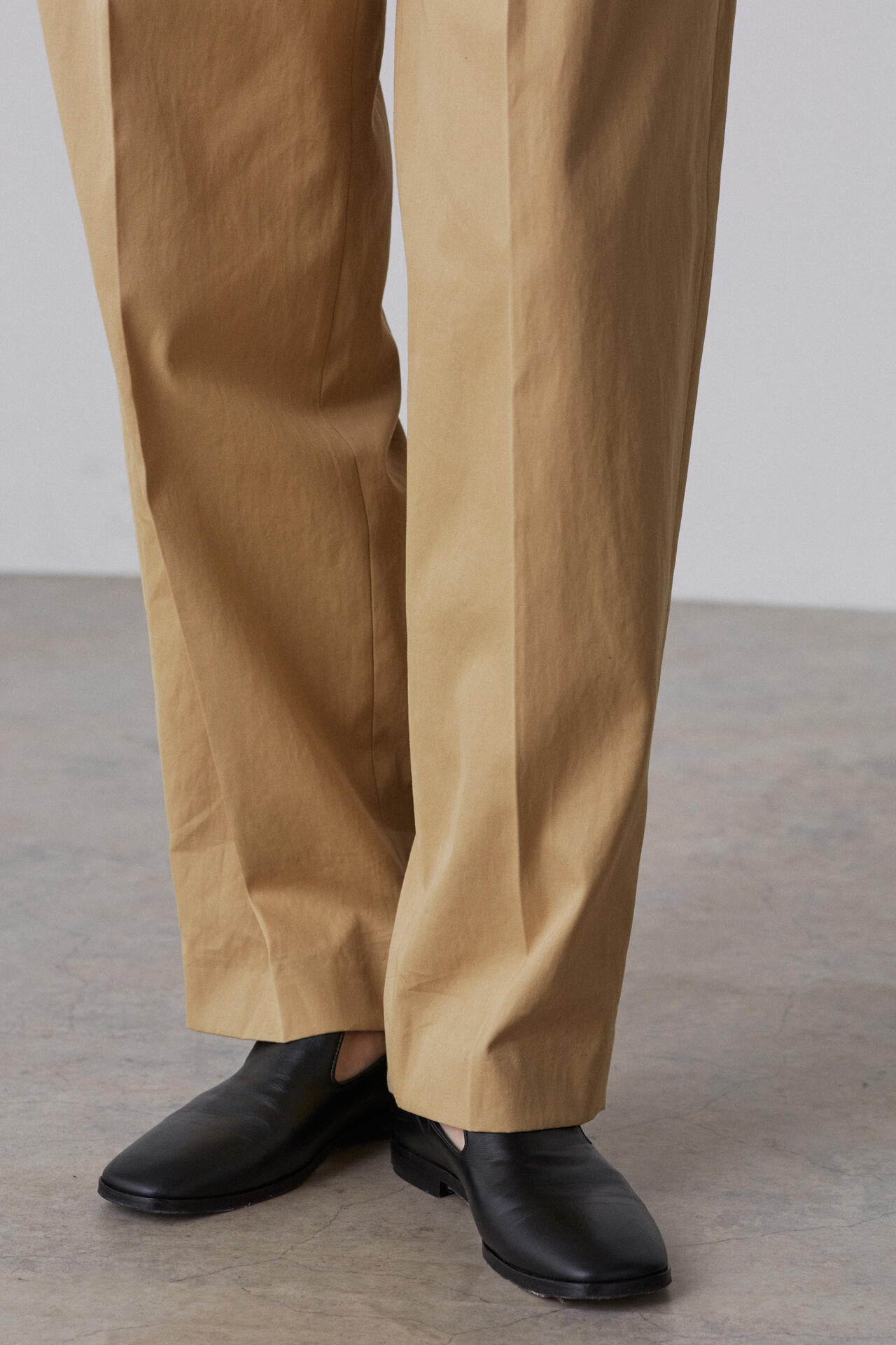 YLEVE / HIGHCOUNT DRY GABA TROUSERS