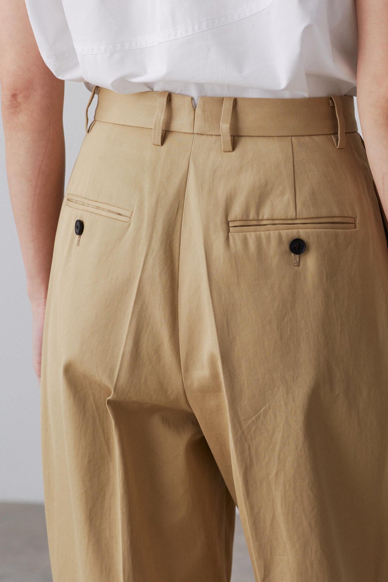 YLEVE / HIGHCOUNT DRY GABA TROUSERS