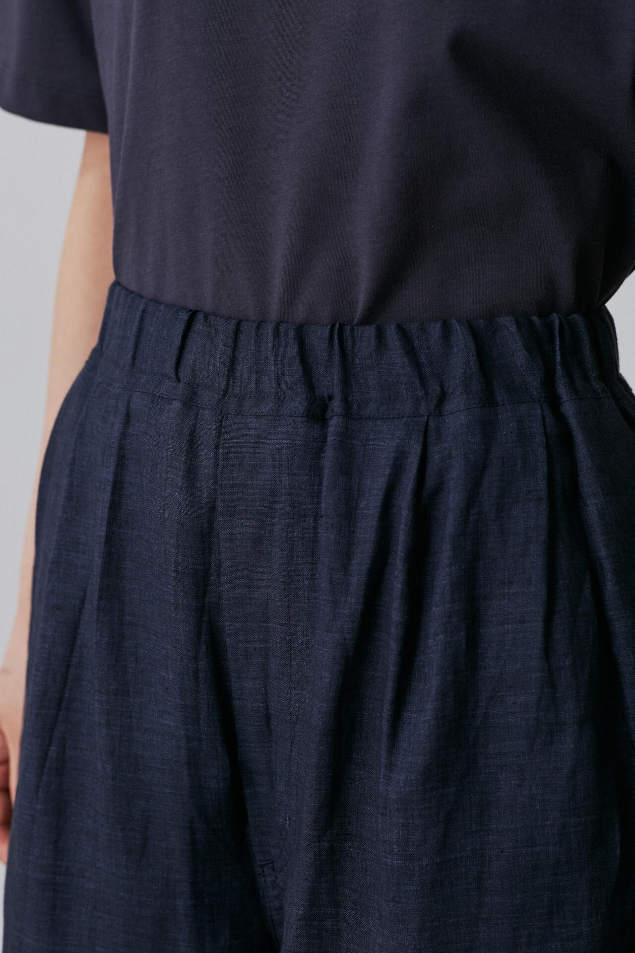 YLEVE / LINEN POPLIN TROUSERS